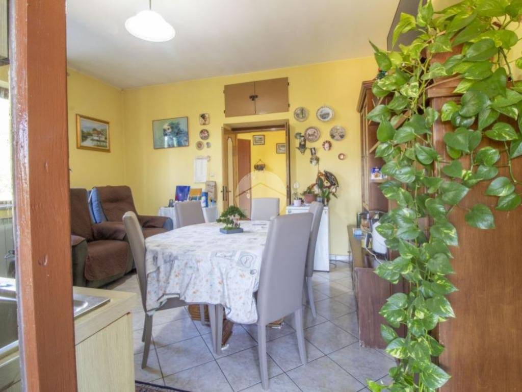 casa indipendente in vendita a Palombara Sabina in zona Cretone