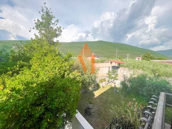 casa indipendente in vendita a Palombara Sabina in zona Stazzano