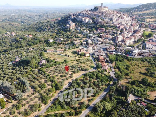 terreno edificabile in vendita a Palombara Sabina