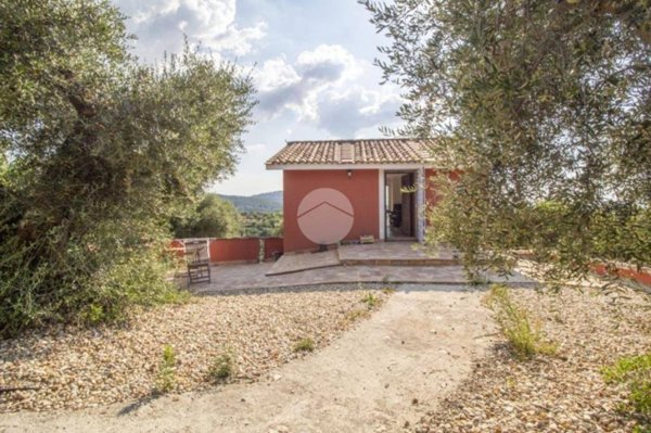 casa indipendente in vendita a Palombara Sabina