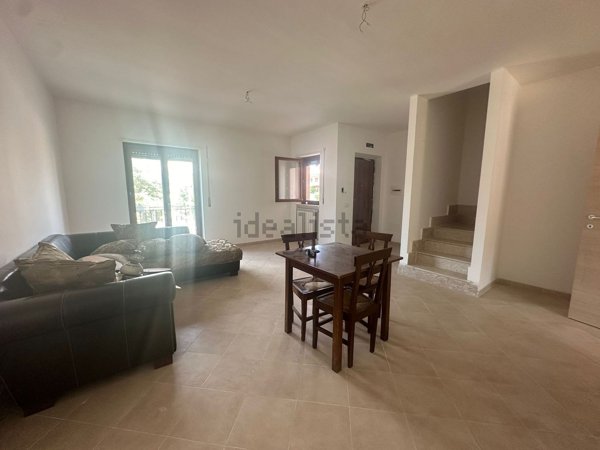 casa indipendente in vendita a Palombara Sabina