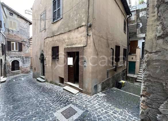 appartamento in vendita a Palombara Sabina