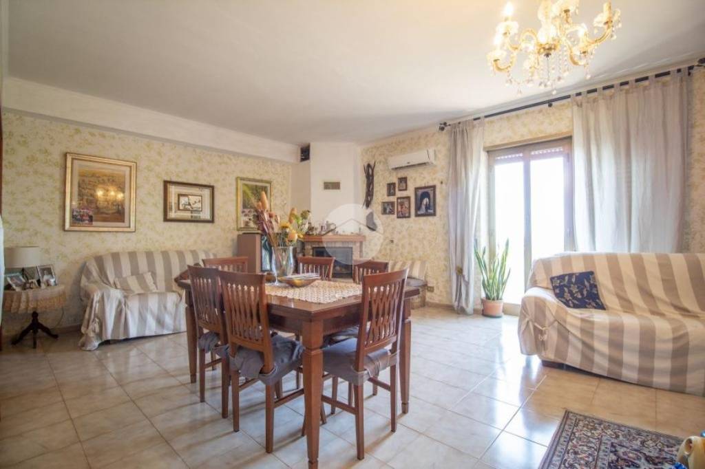 appartamento in vendita a Palombara Sabina