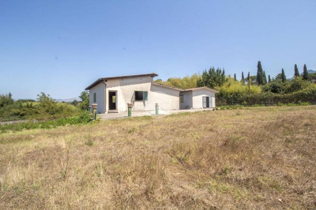 casa indipendente in vendita a Palombara Sabina