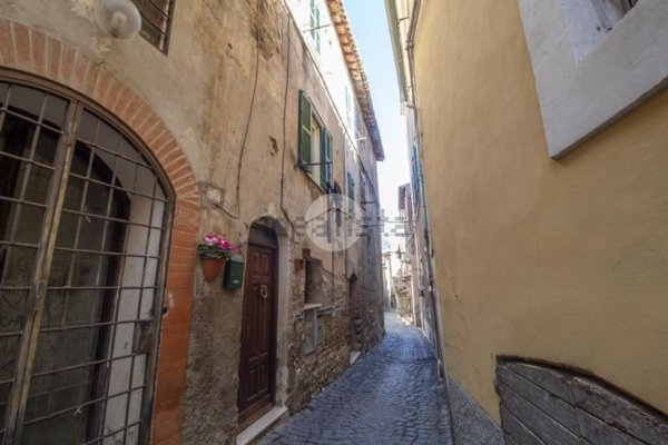 appartamento in vendita a Palombara Sabina