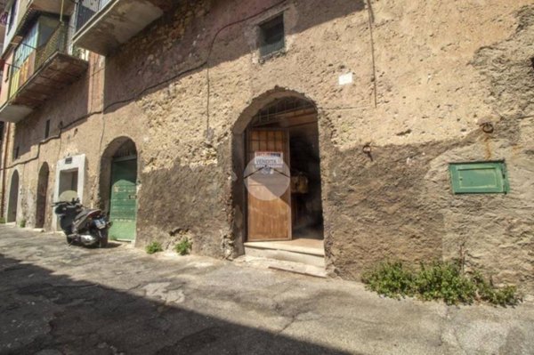 box auto in vendita a Palombara Sabina