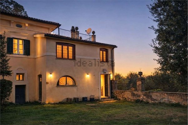 casa indipendente in vendita a Palombara Sabina in zona Stazzano