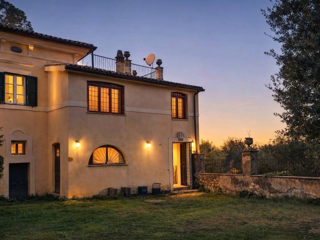 casa indipendente in vendita a Palombara Sabina in zona Stazzano