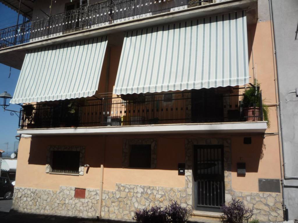 appartamento in vendita a Palombara Sabina in zona Stazzano