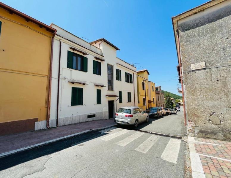 appartamento in vendita a Poli