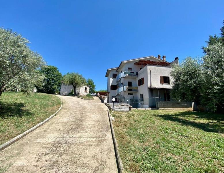 casa indipendente in vendita a Poli