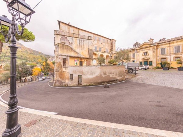 appartamento in vendita a Poli