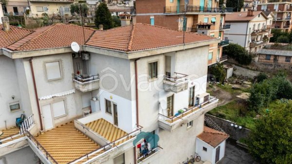 casa indipendente in vendita a Poli