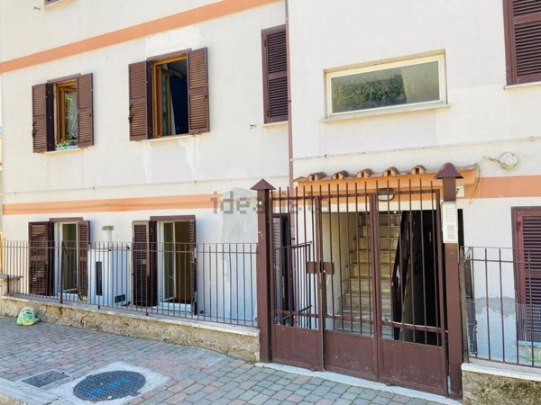 appartamento in vendita a Poli