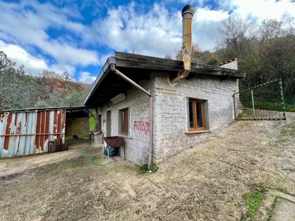 appartamento in vendita a Poli