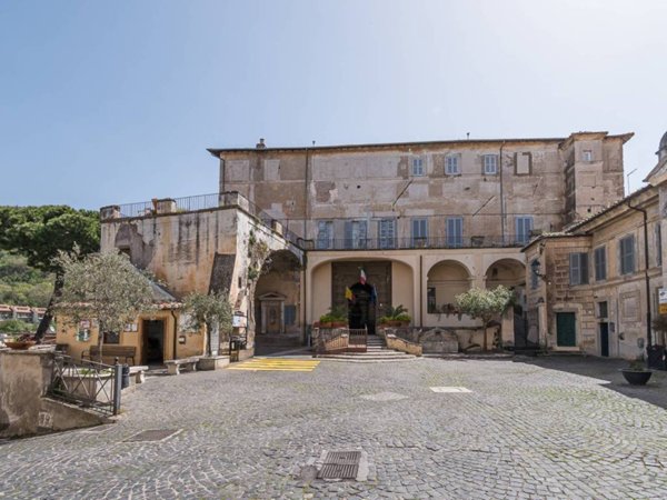 appartamento in vendita a Poli