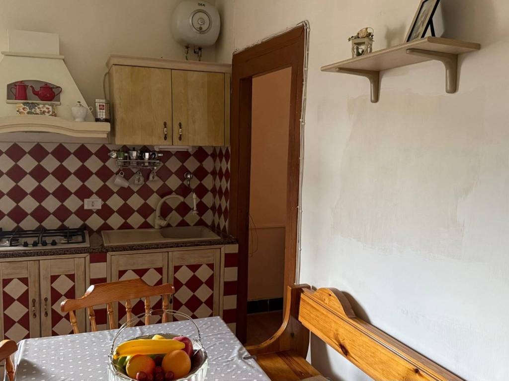 appartamento in vendita a Poli