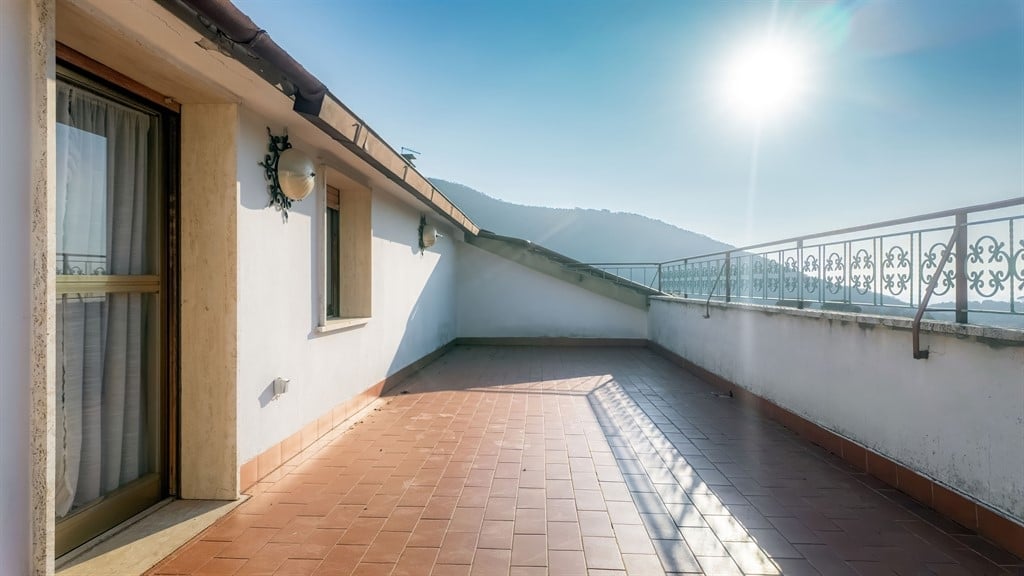 appartamento in vendita a Poli