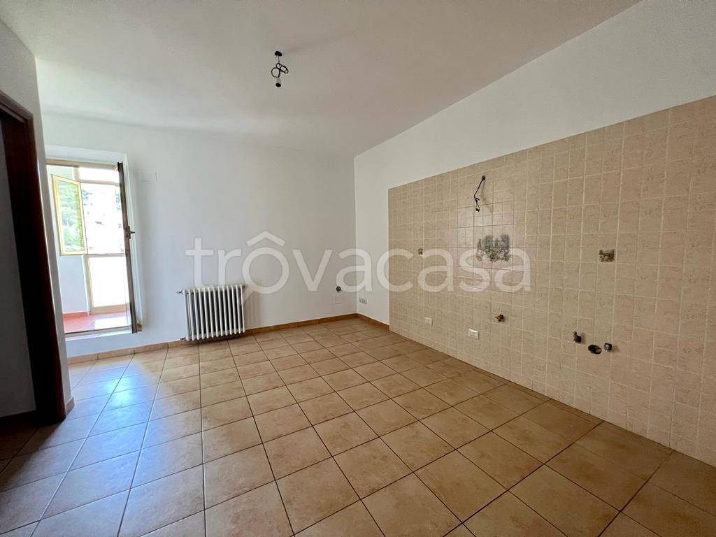appartamento in vendita a Poli