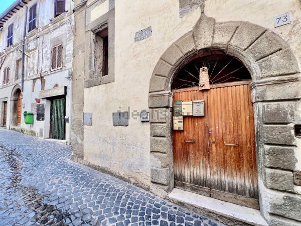 appartamento in vendita a Poli