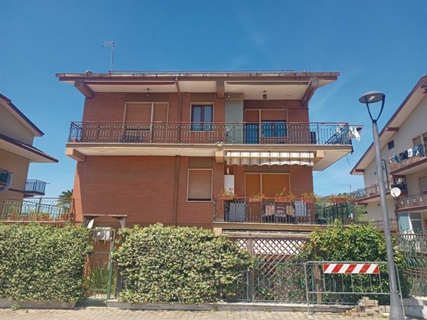 appartamento in vendita a Poli