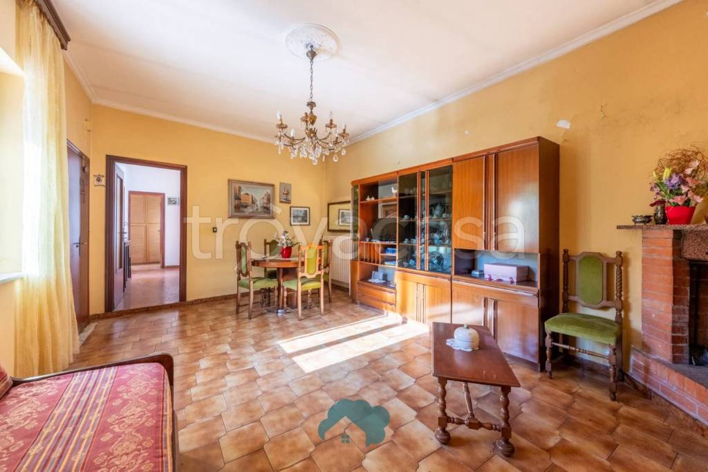 casa indipendente in vendita a Poli in zona Cadipozze