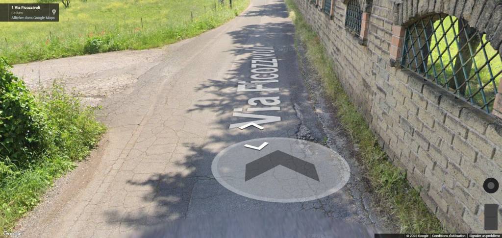 casa indipendente in vendita a Poli