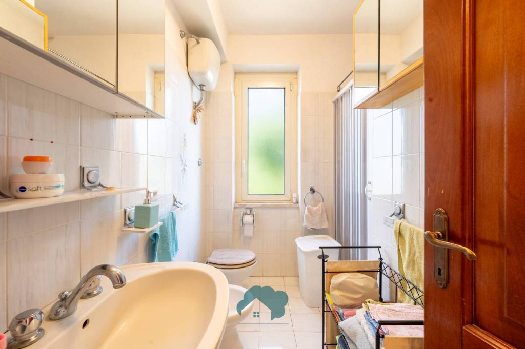 casa indipendente in vendita a Poli in zona Colle Spina