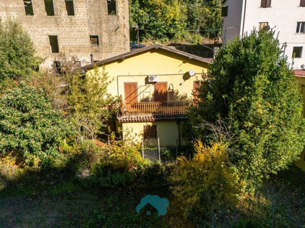 casa indipendente in vendita a Poli