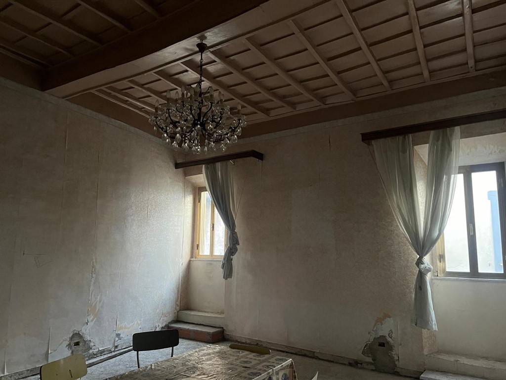 appartamento in vendita a Poli