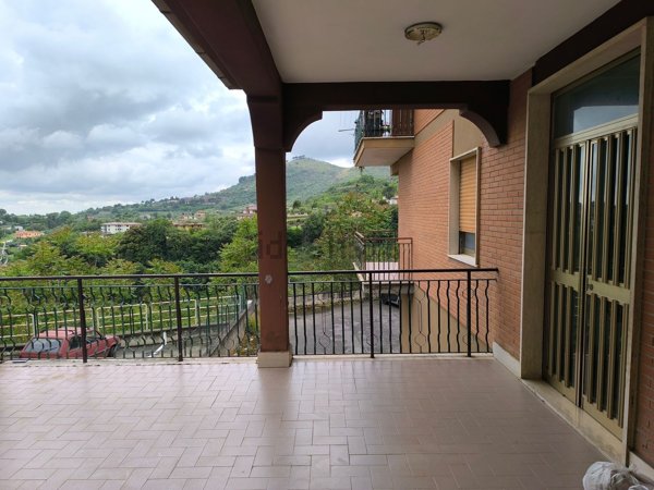 appartamento in vendita a Poli