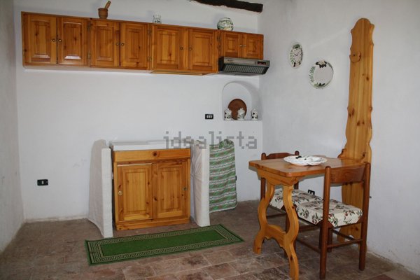 appartamento in vendita a Poli