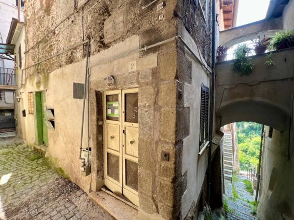 appartamento in vendita a Poli