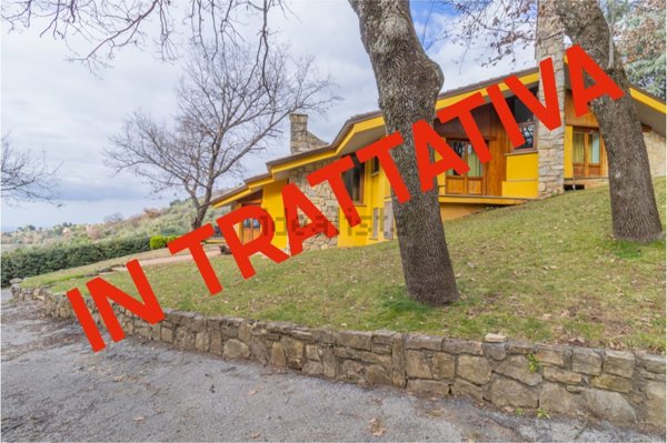 casa indipendente in vendita a Poli