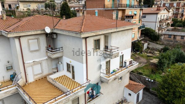 casa indipendente in vendita a Poli in zona Cadipozze