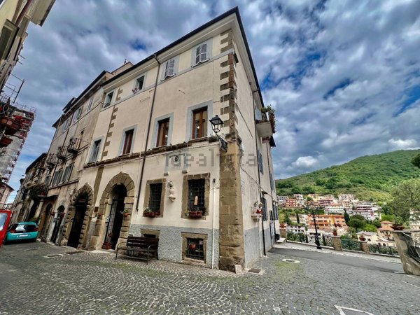 appartamento in vendita a Poli in zona Colle Spina