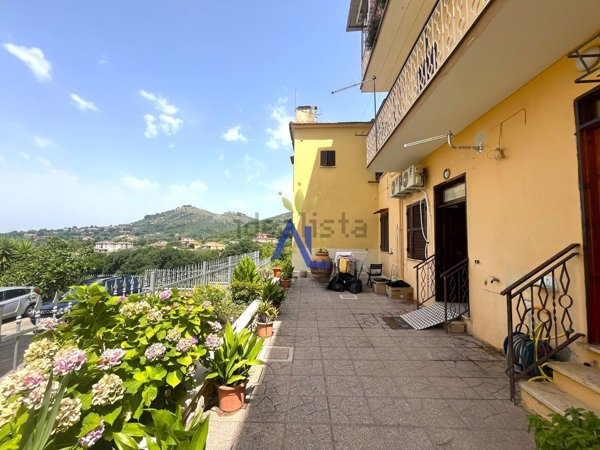appartamento in vendita a Poli in zona Polledrara