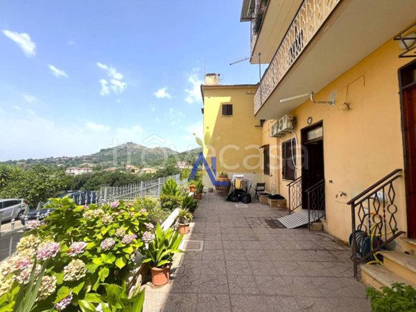 appartamento in vendita a Poli in zona Cadipozze