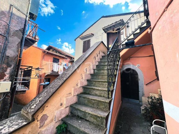 appartamento in vendita a Poli in zona Polledrara