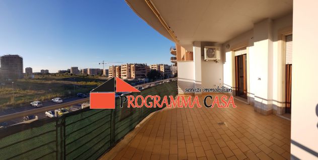 appartamento in vendita a Pomezia in zona Castagnetta