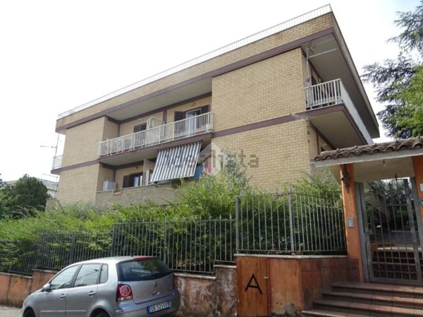appartamento in vendita a Pomezia