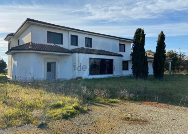 casa indipendente in vendita a Pomezia in zona Campo Selva
