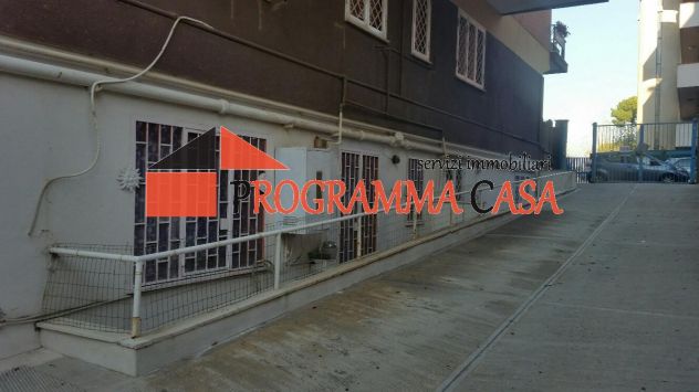 appartamento in vendita a Pomezia in zona Torvaianica