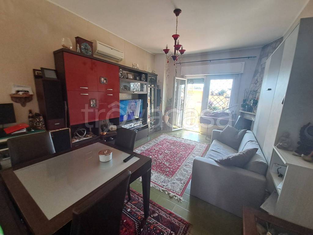 appartamento in vendita a Pomezia in zona Torvaianica