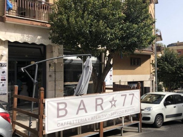 negozio in vendita a Pomezia