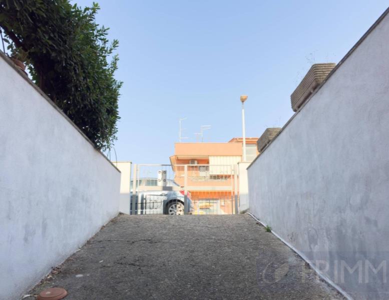 casa indipendente in vendita a Pomezia