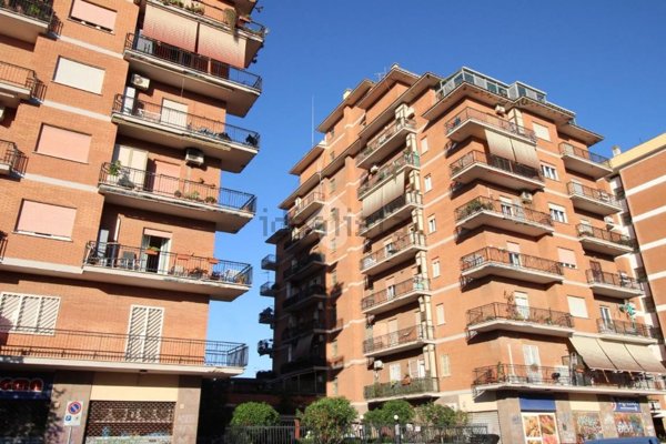 appartamento in vendita a Pomezia