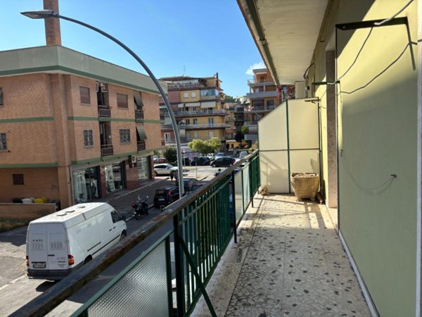 appartamento in vendita a Pomezia