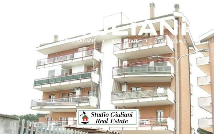 appartamento in vendita a Pomezia