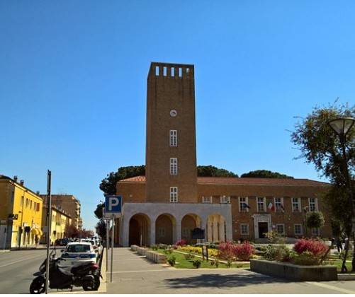 casa indipendente in vendita a Pomezia in zona Pratica di Mare